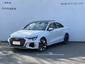 Audi A3 2023 A3L Седан 35 TFSI , пробег 5000 км. (Б/у) Передний