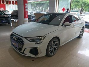 Audi A3 2021 A3L Limousine 35 TFSI Luxury Sports Edition, Июнь 2021 г., пробег 25300 км. (Б/у) Передний