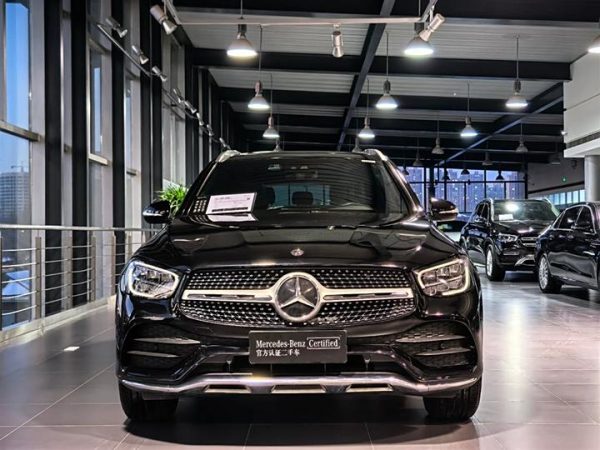 Mercedes-Benz GLC 2020 GLC 300 L 4MATIC Dynamic Edition, 2.0T 258 л.с. L4 (Б/у) Полный — изображение 2