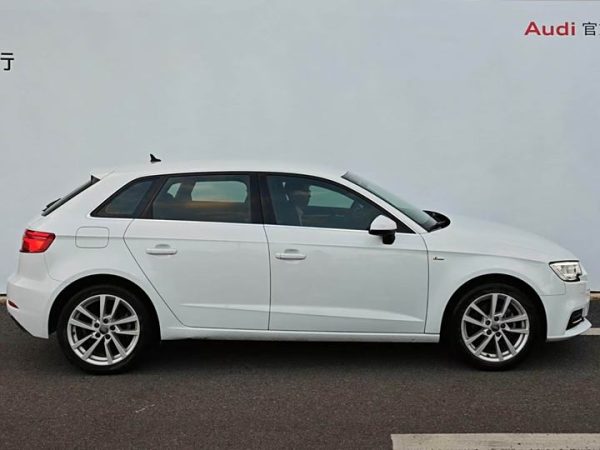 Audi A3 2020 Sportback 35 TFSI Progressive National VI, Май 2020 г., пробег 68000 км. (Б/у) Передний — изображение 2