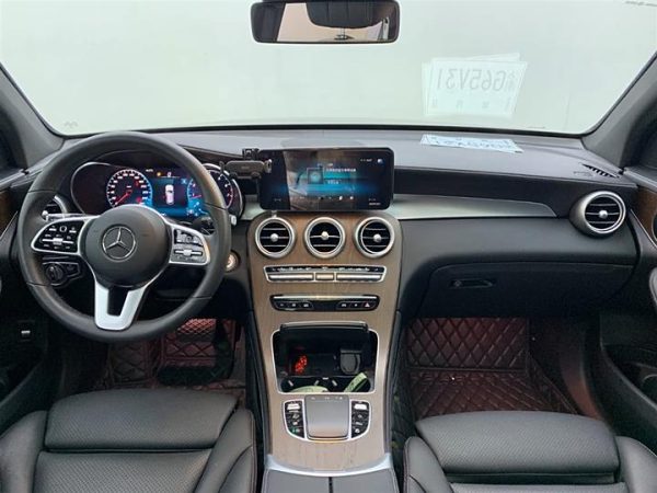 Mercedes-Benz GLC 2020 рестайлинг GLC 300 L 4MATIC Dynamic Edition,Июль 2020 г., 2.0T 258 л.с. L4, пробег 46956 км. (Б/у) Полный — изображение 5