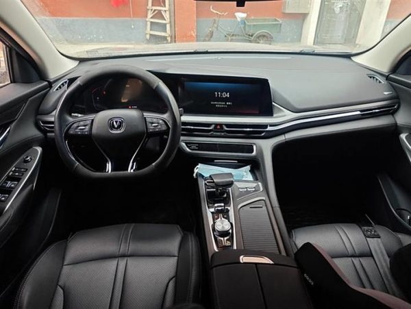 Changan CS75 PLUS 2021 2.0T Automatic Pilot Edition, Июль 2021 г., пробег 16800 км. (Б/у) Передний — изображение 5