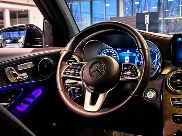 Mercedes-Benz GLC 2020 GLC 300 L 4MATIC Dynamic Edition, 2.0T 258 л.с. L4 (Б/у) Полный — изображение 8